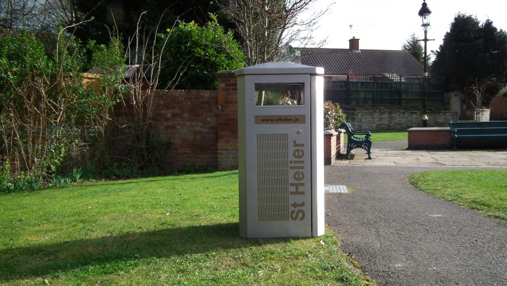 Metal Stainless steel litter bin St Helier
