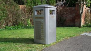 Metal stainless steel litter bin 30
