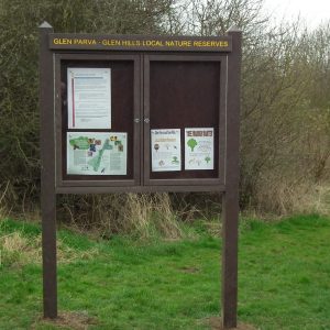 Recycled notice board 2 door Glen Parva 8