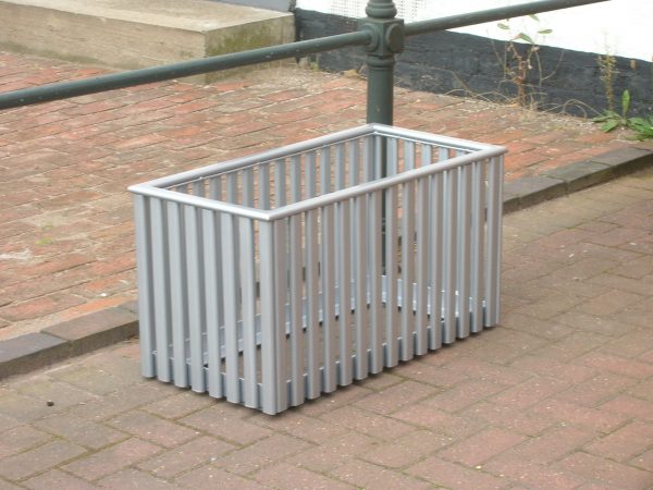 Metal stainless planter Bingham 2