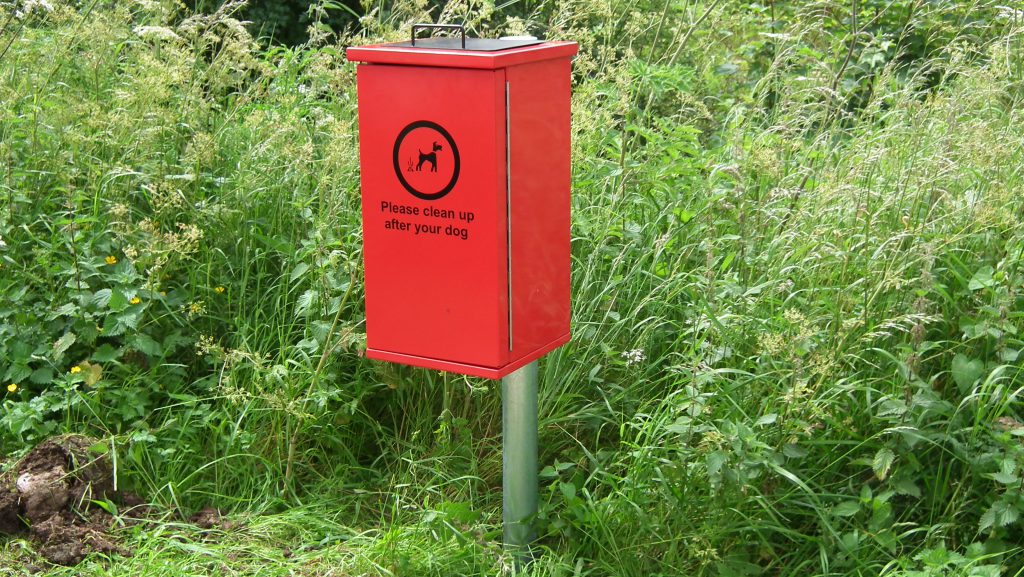 Metal dog waste bin 5