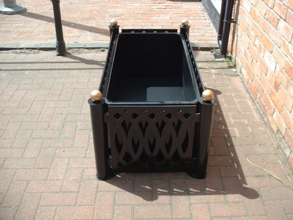 Metal planter wide decorative casing 2