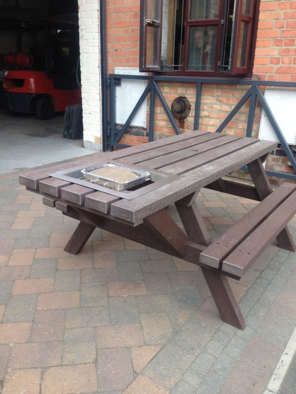 Recycled picnic bench bbq close up 5