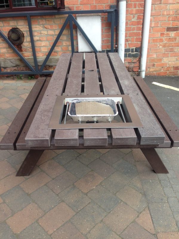 Recycled picnic bench bbq close up 4