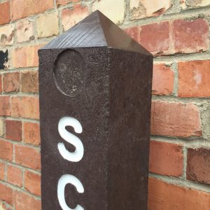 Recycled post sign details 2