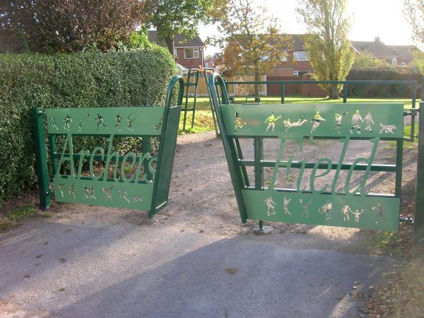Metal fencing/gates Archers