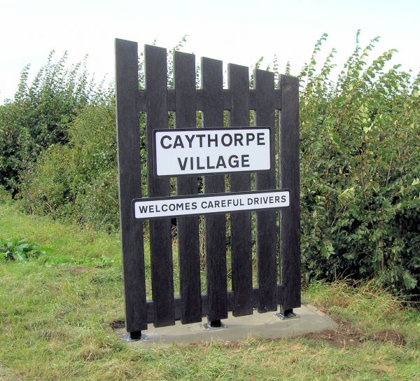 Recycled boundary fence