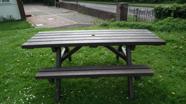Recycled picnic bench