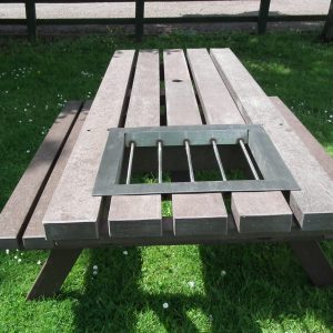 Recycled picnic bench with BBQ 3