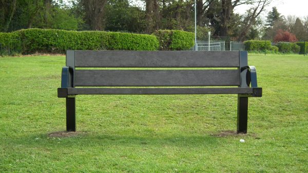 Recycled bench metal arms Jandale 2